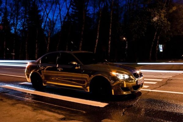 gold-plated-bmw-m5_02