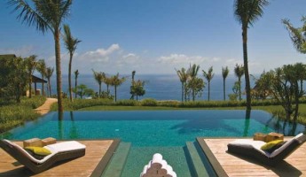 Khayangan Luxury Resort Villas in Bali