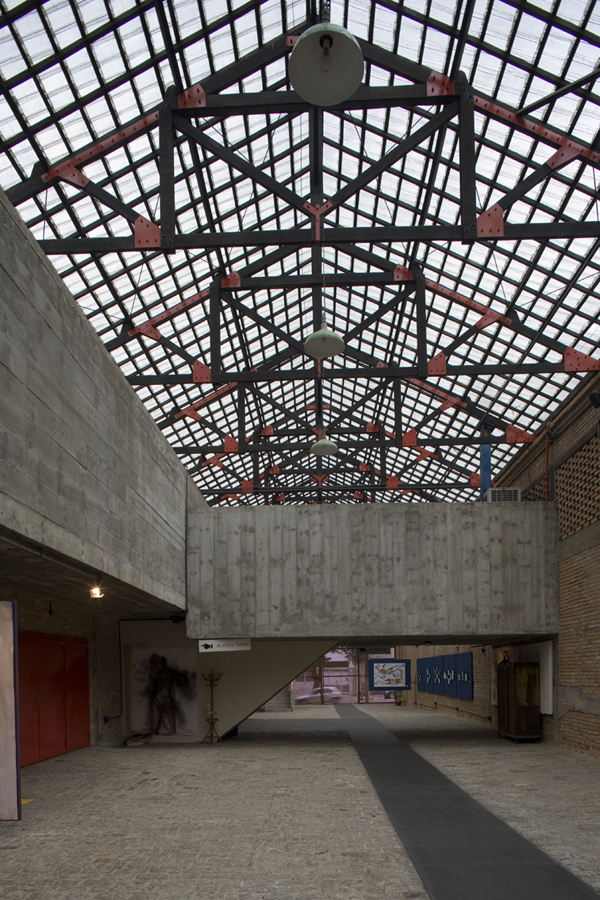 The SESC Pompeia Cultural Center by Lina Bo Bardi 3