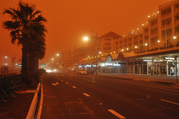sydney-dust-storm-2009_4