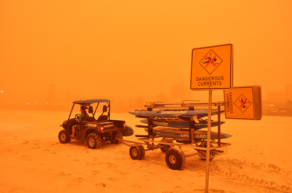 sydney-dust-storm-2009_5