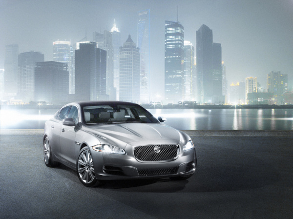 2011-Jaguar-XJ-Electric-Luxury-Car_4