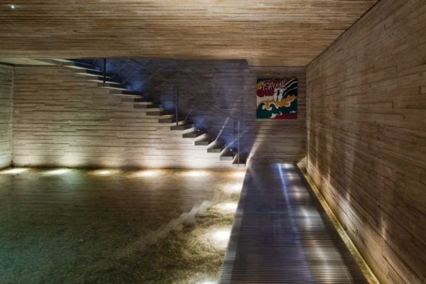 Paraty House by Marcio Kogan Architects 6
