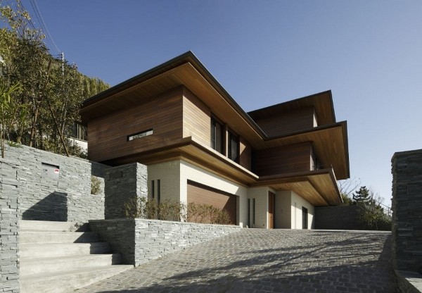 T Residence by Kidosaki Architects Studio 1