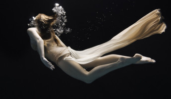 underwater photography by nadia moro