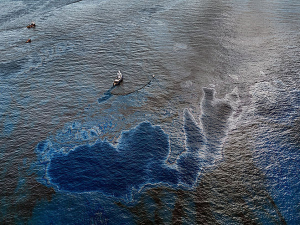 Edward Burtynsky Oil Spill Photography 4