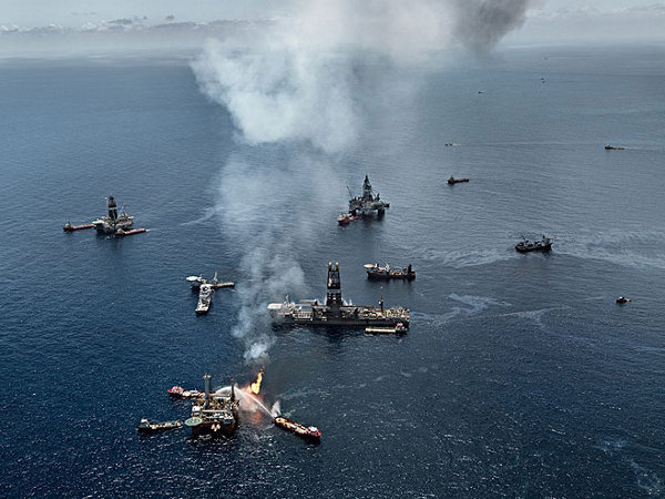 Edward Burtynsky Oil Spill Photography 5