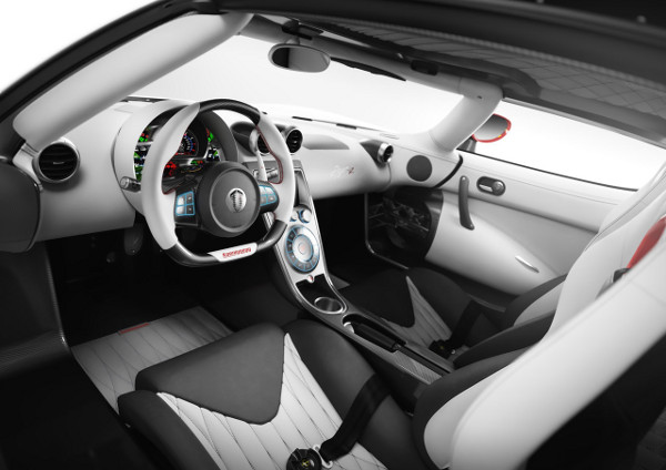 Koenigsegg Agera R - interior