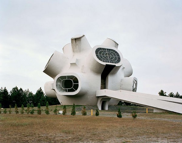 Abandoned Yugoslavian Monuments by Jan Kempenaers 3