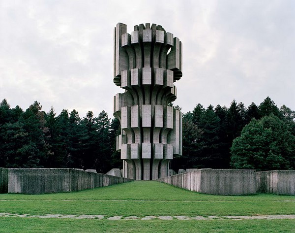 Abandoned Yugoslavian Monuments by Jan Kempenaers 4
