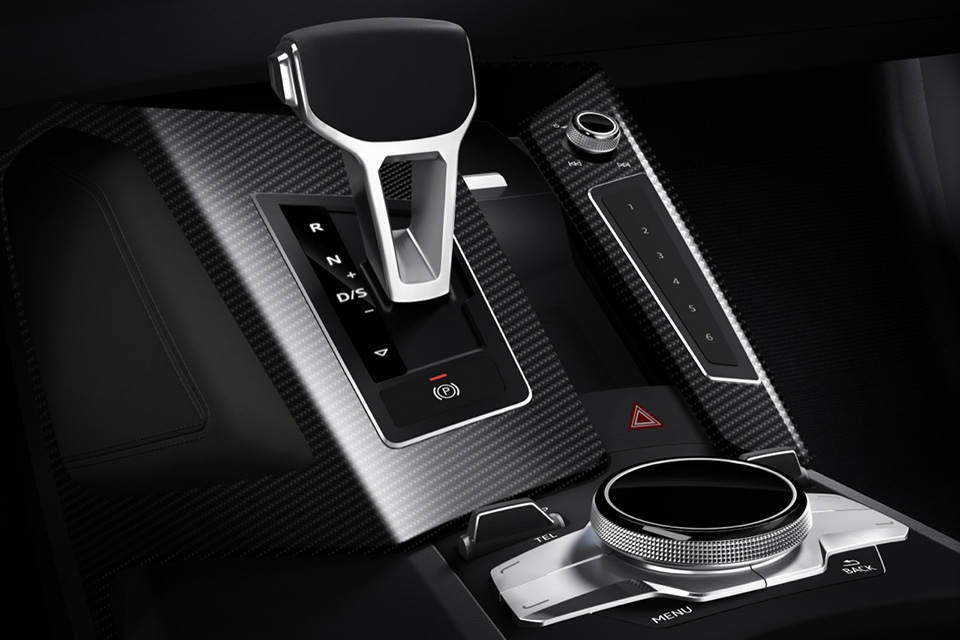 Audi Sport Quattro Concept 6
