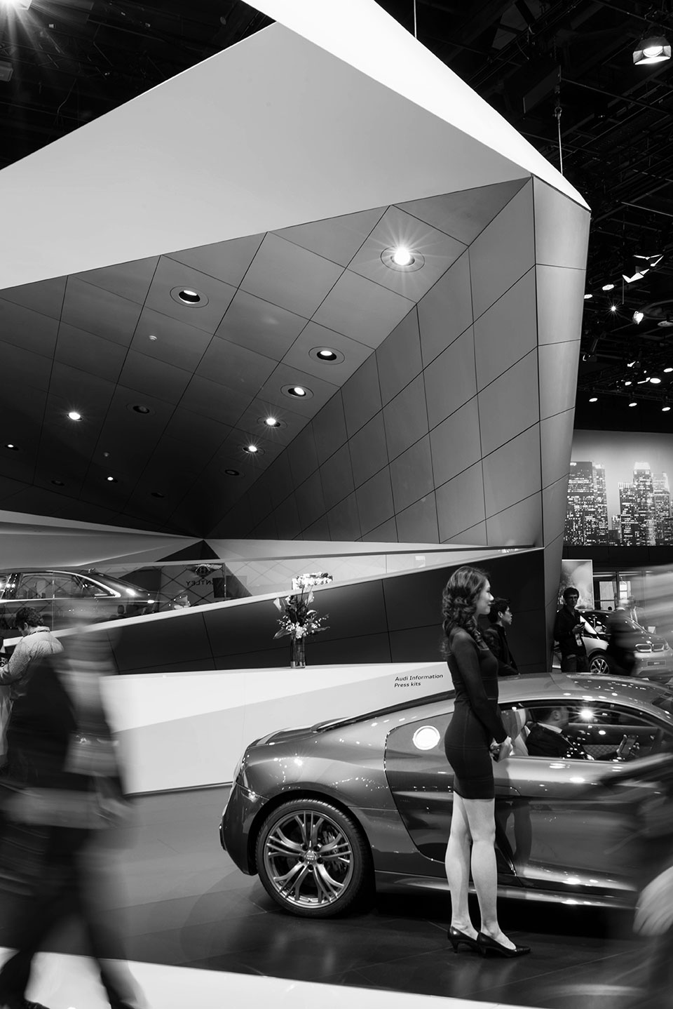 NAIAS-2014-Day-One---Auto-Show-Architecture---Human-Element