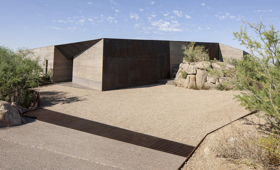 desert-courtyard-house-wendell-burnette-architects-5