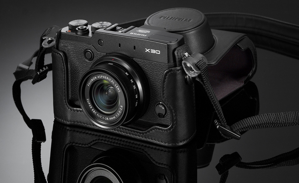 Fujifilm X30 Compact Digital Camera 2