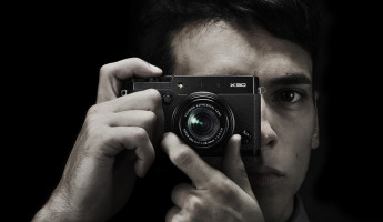 Fujifilm X30 Compact Digital Camera 9