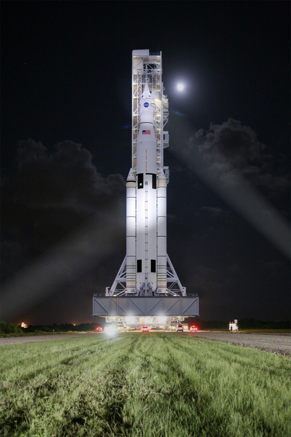 NASA Space Launch System Rocket 2