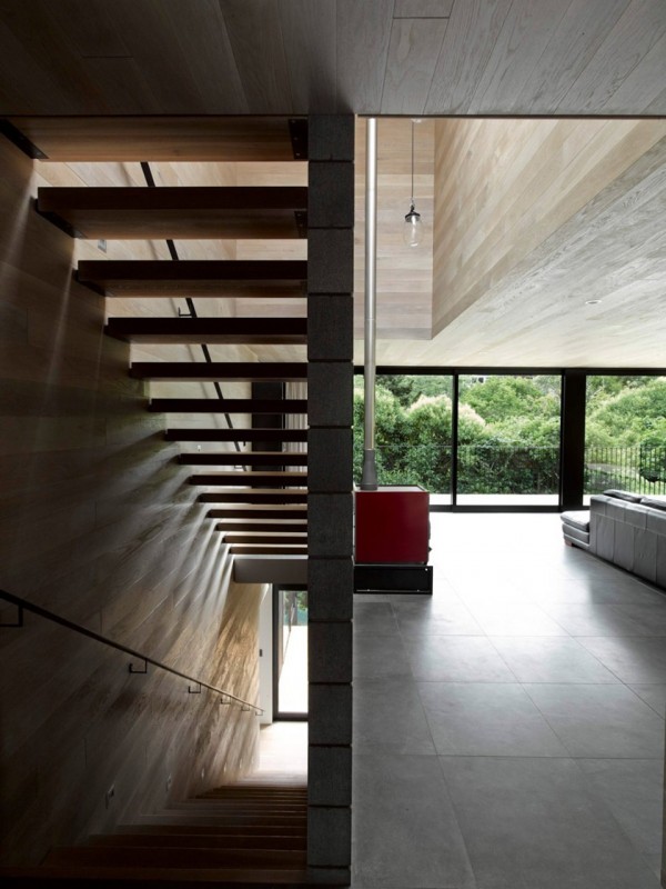 Waiatarua House by Hamish Monk Architecture 7
