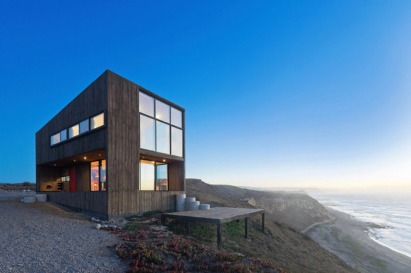 Chilean Cliffside Home by WMR Arquitectos 3