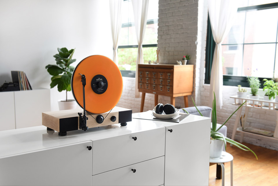 Gramovox Floating Record Turntable 8