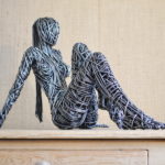 15 Beautiful Wire Sculptures That Redefine the Art of Twisting