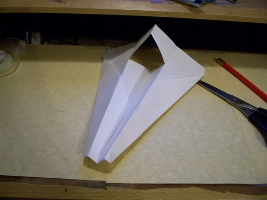 Straight Man - paper airplane