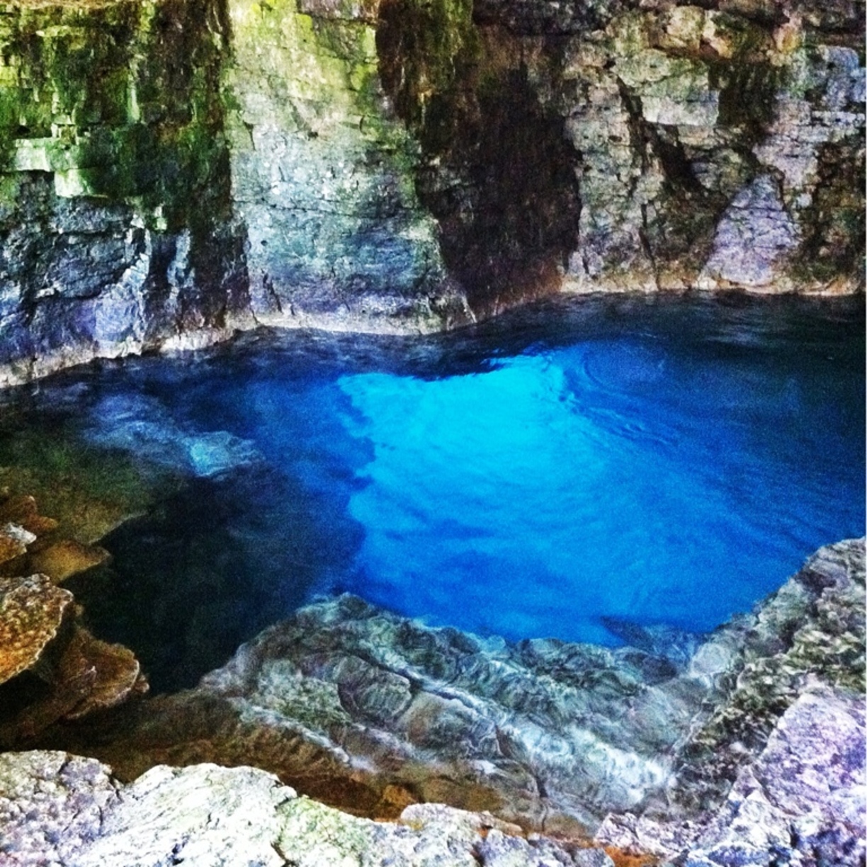 The Grotto, Ontario - secret swimming hole