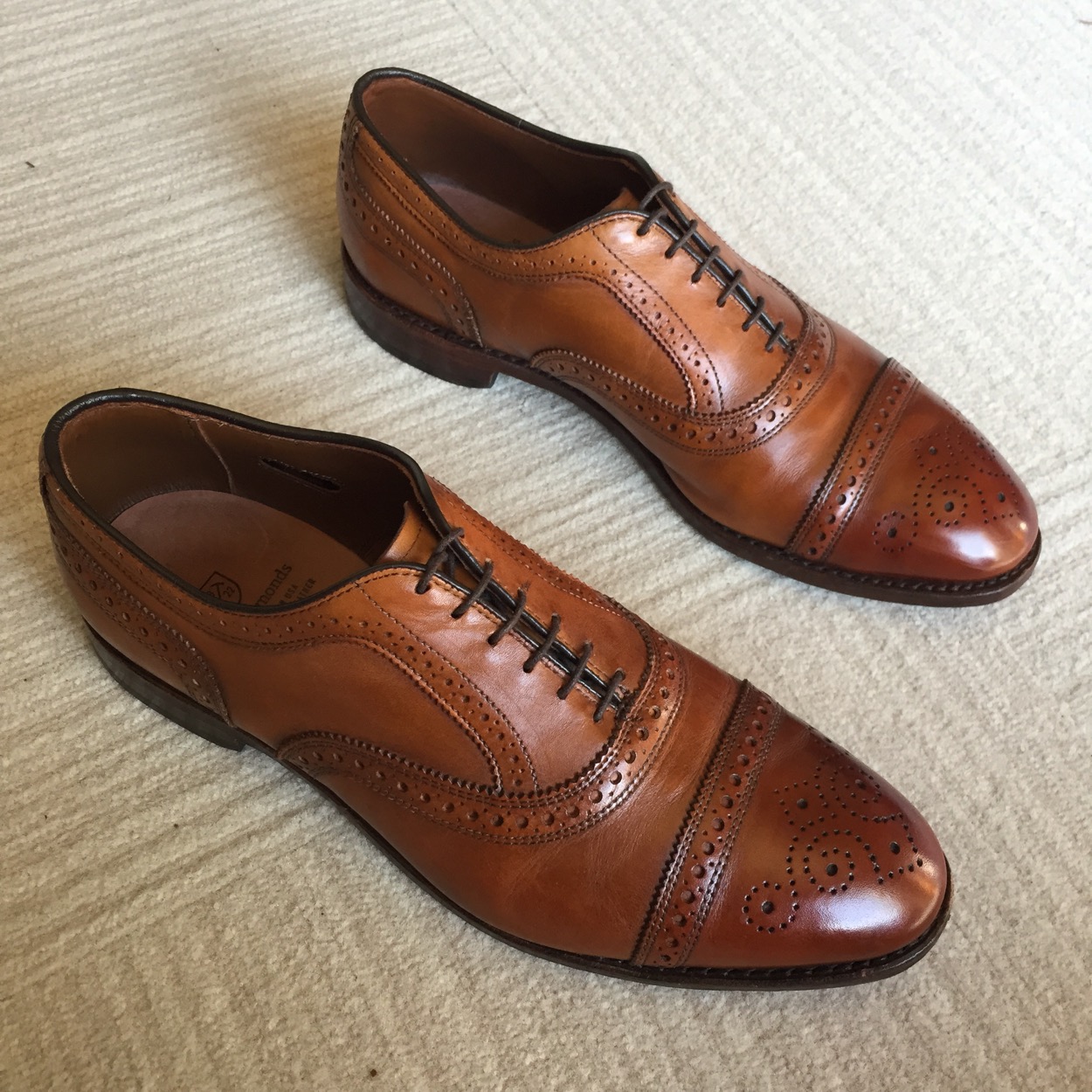allen-edmonds-gray-suit-brown-shoes