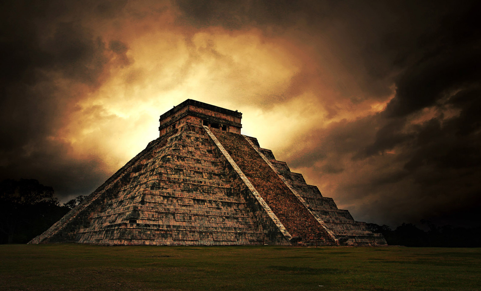 Chichén Itzá - beautiful religious site