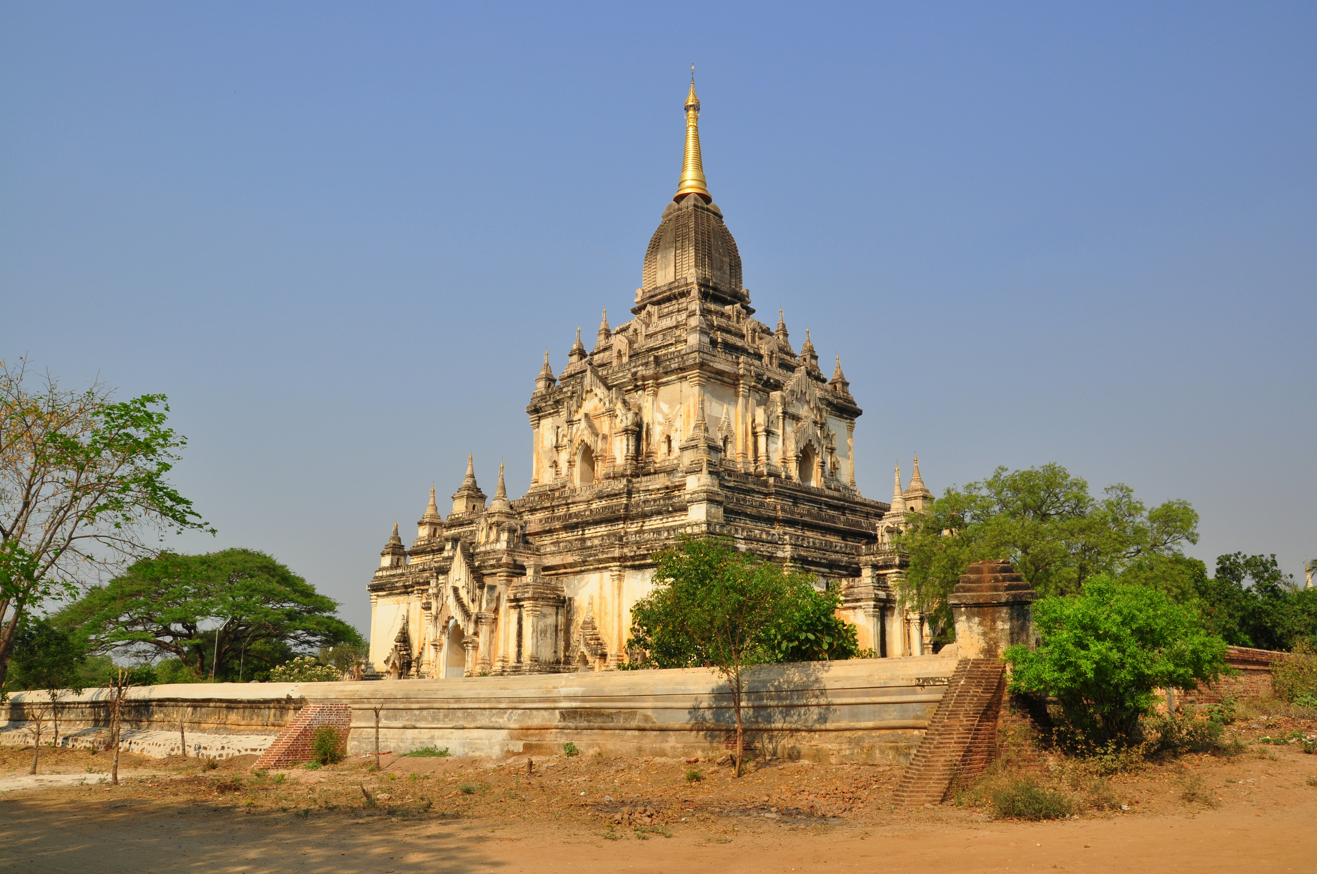 Gawdawpalin Temple - beautiful religious site