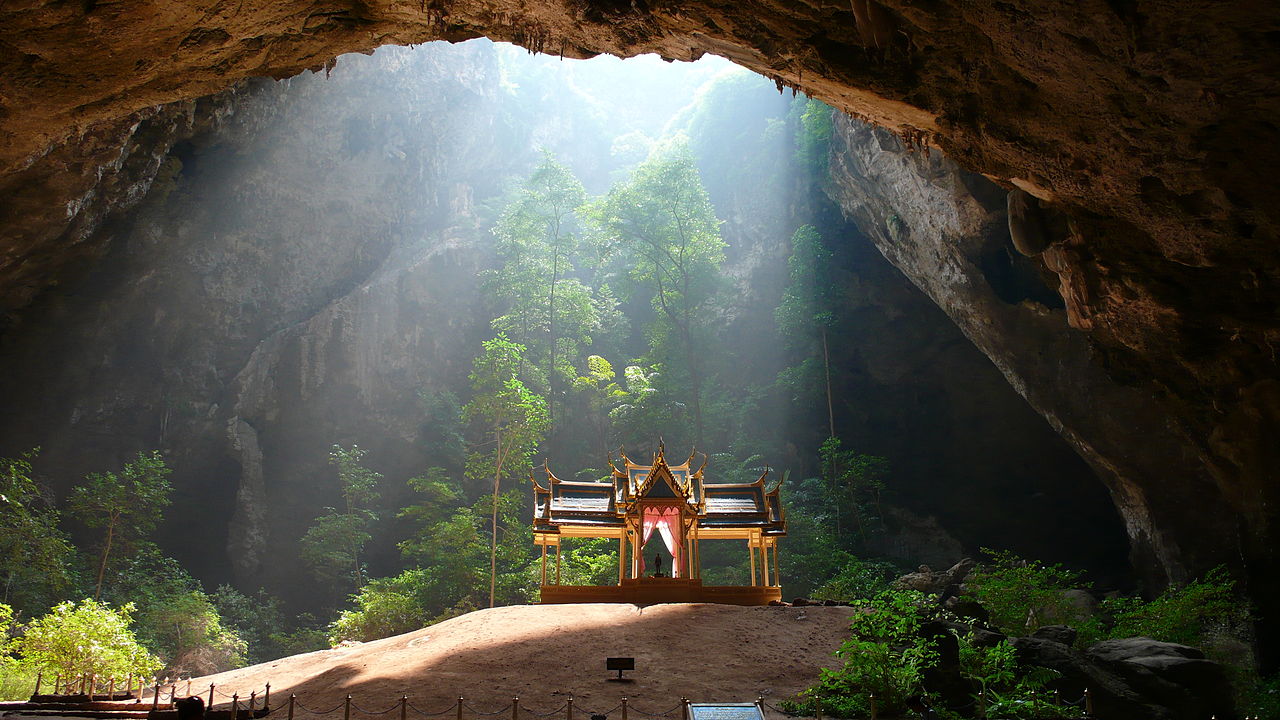 Phraya Nakhon Cave - beautiful religious site