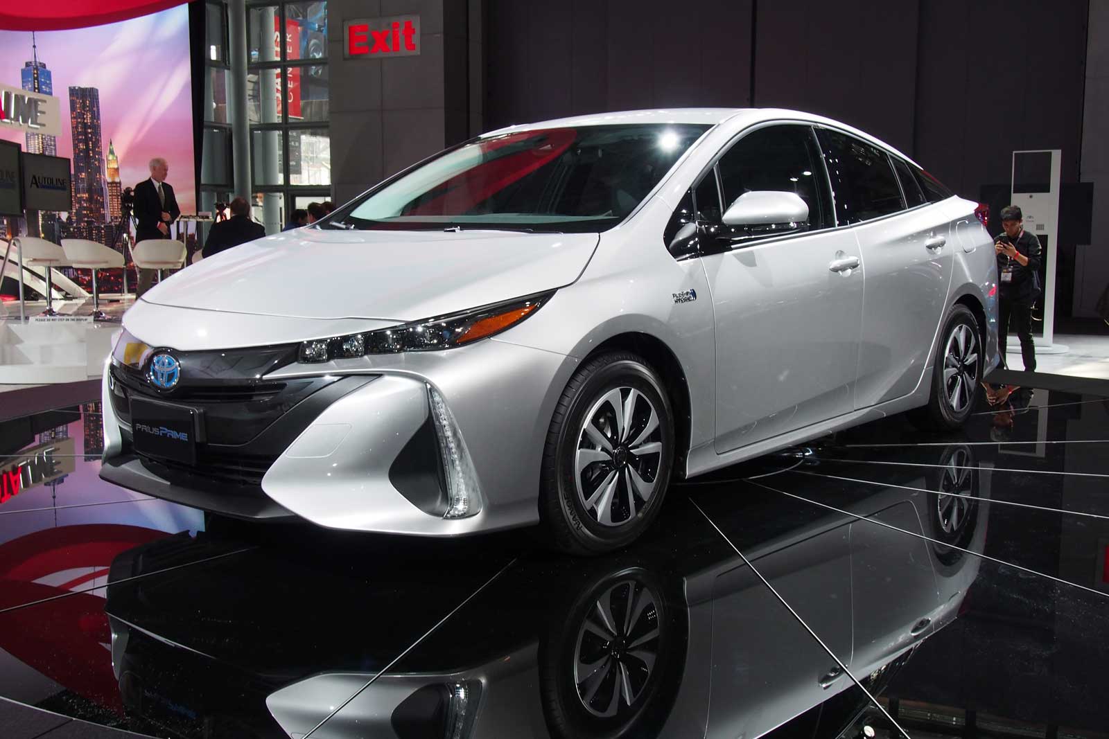 Toyota Prius - new car under $25,000