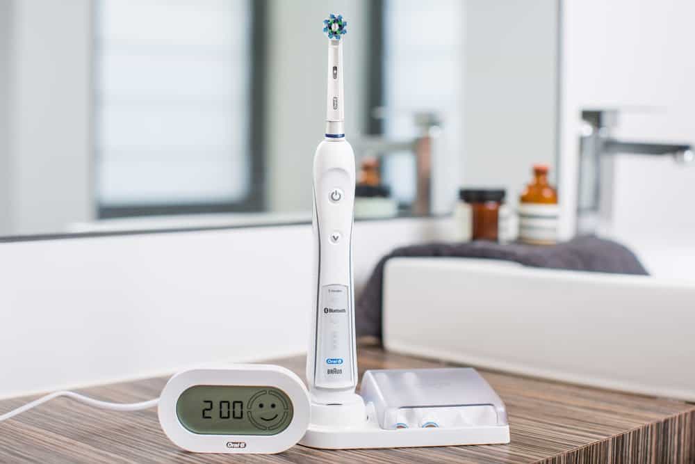 Oral-B Pro 5000 with Bluetooth - electric toothbrush