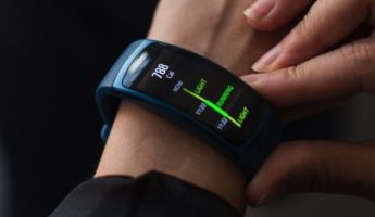 10 Best Fitness Trackers for The Lazy and The Lively