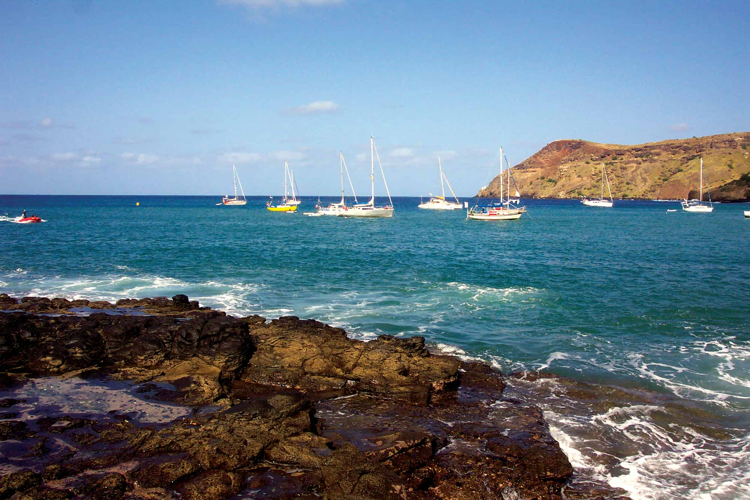 Sailing and water sports outside a beach in São Vicente