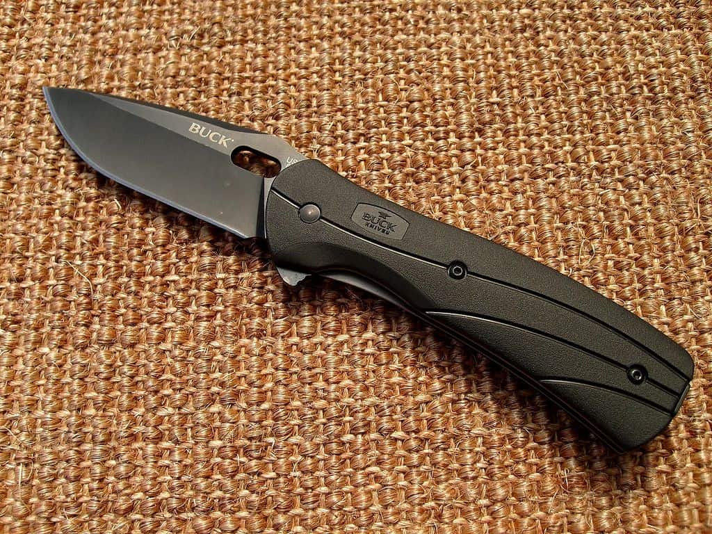 Buck Vantage Force - self defense knife