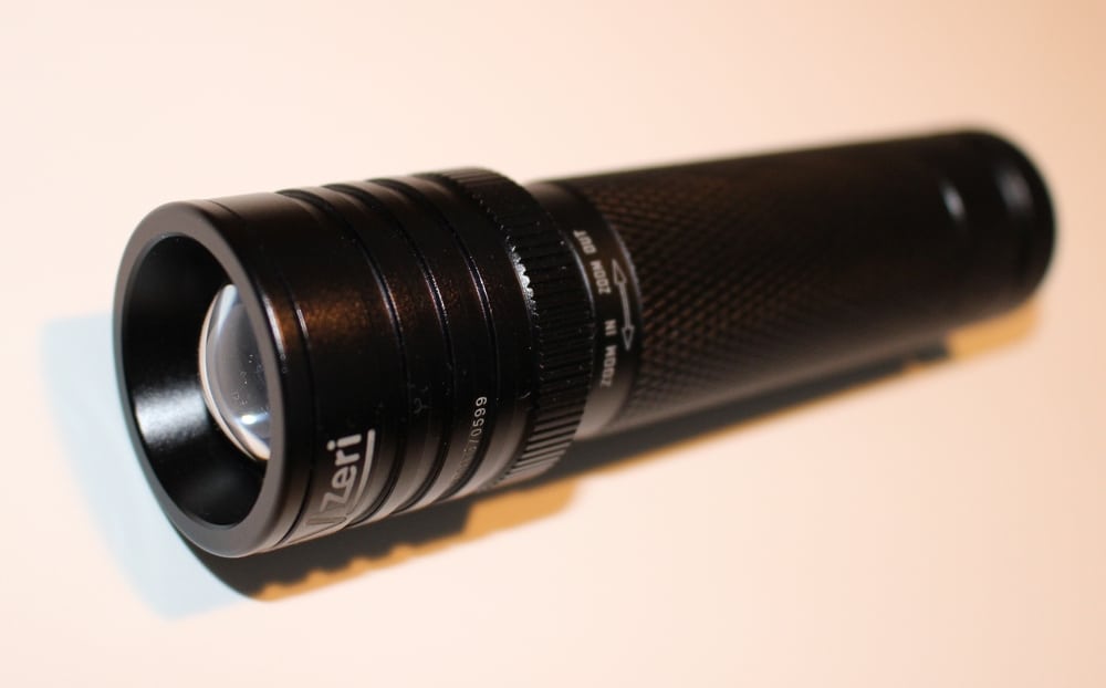Vizeri 230 - tactical flashlight