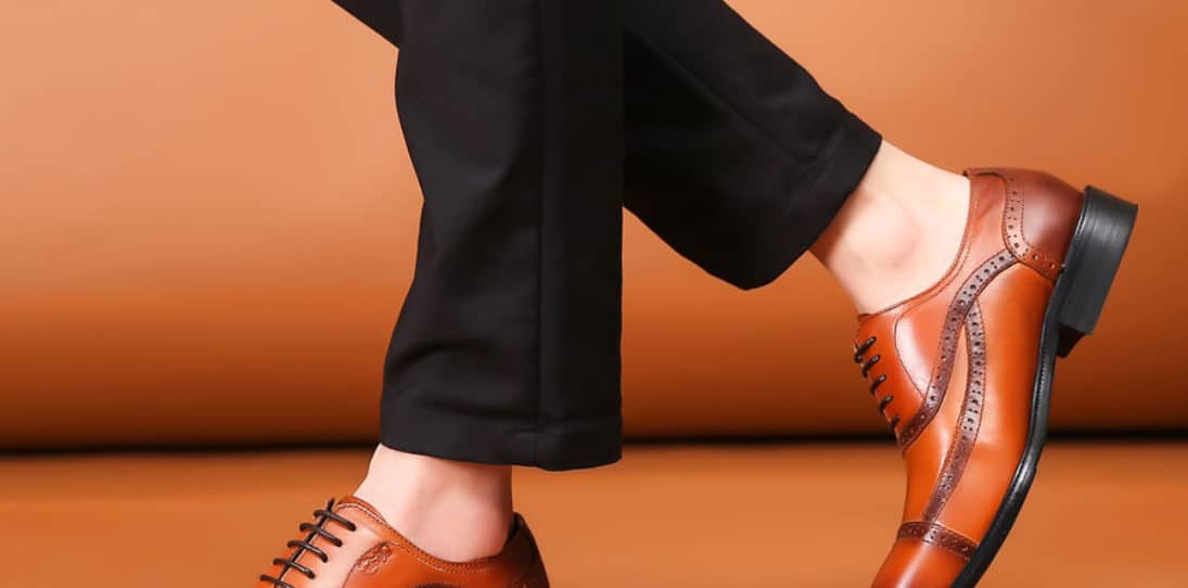 Guys Style Guide: How to Wear Brown Shoes With Black Pants