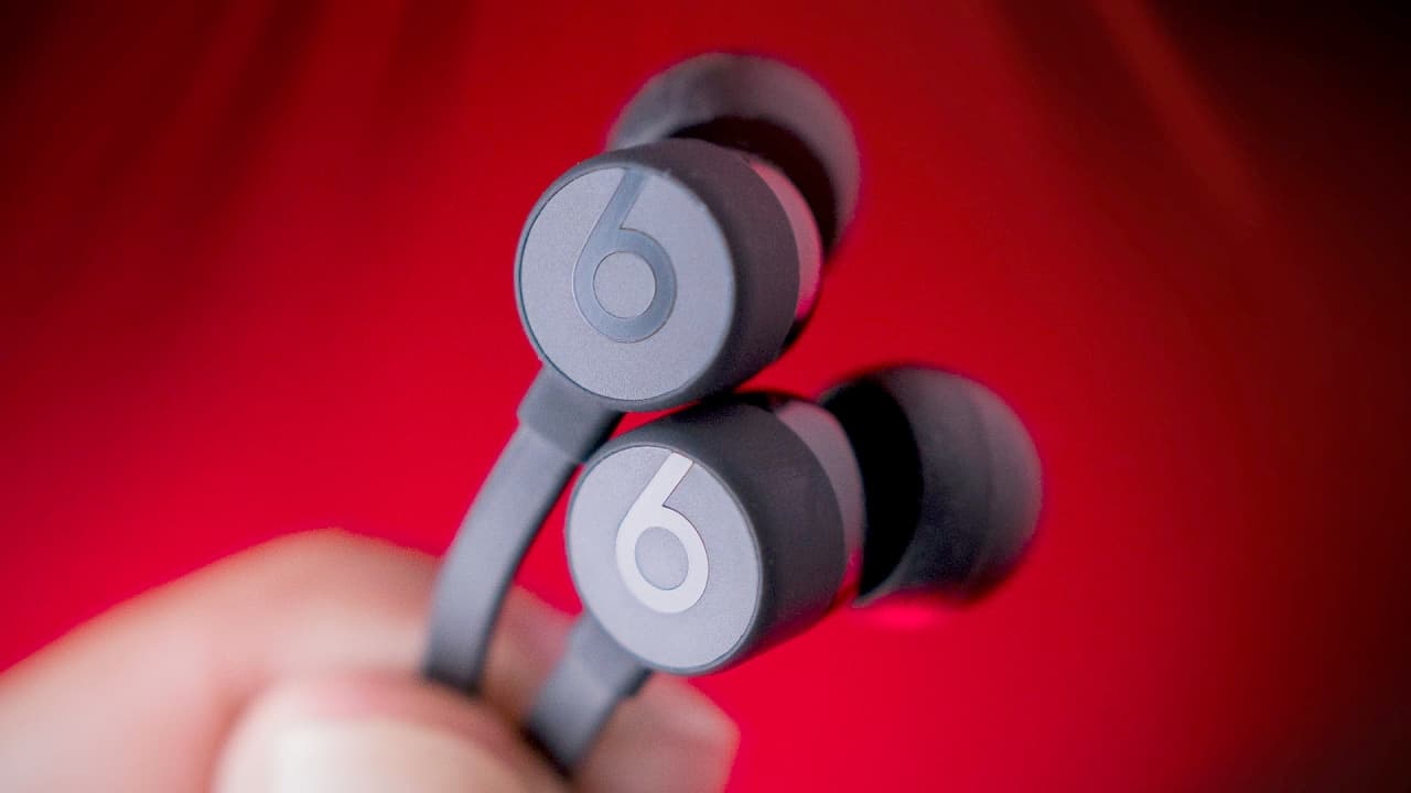 BeatsX - bluetooth earbud