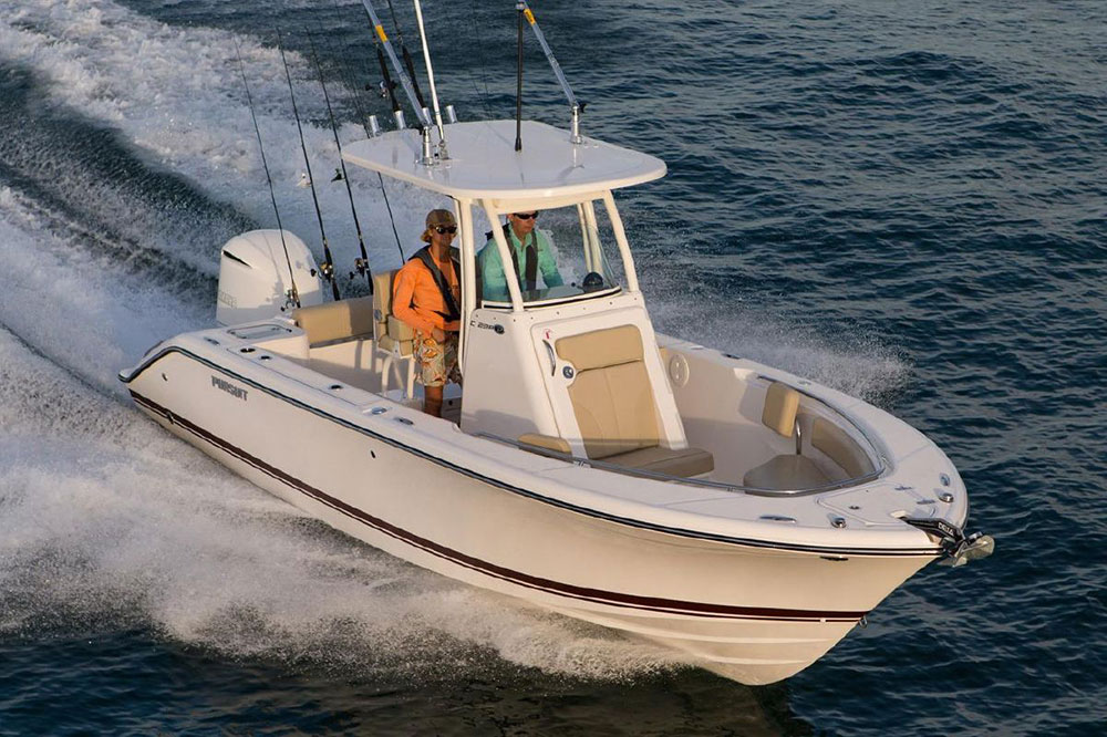 Types of Small Boats - Center Console Boat