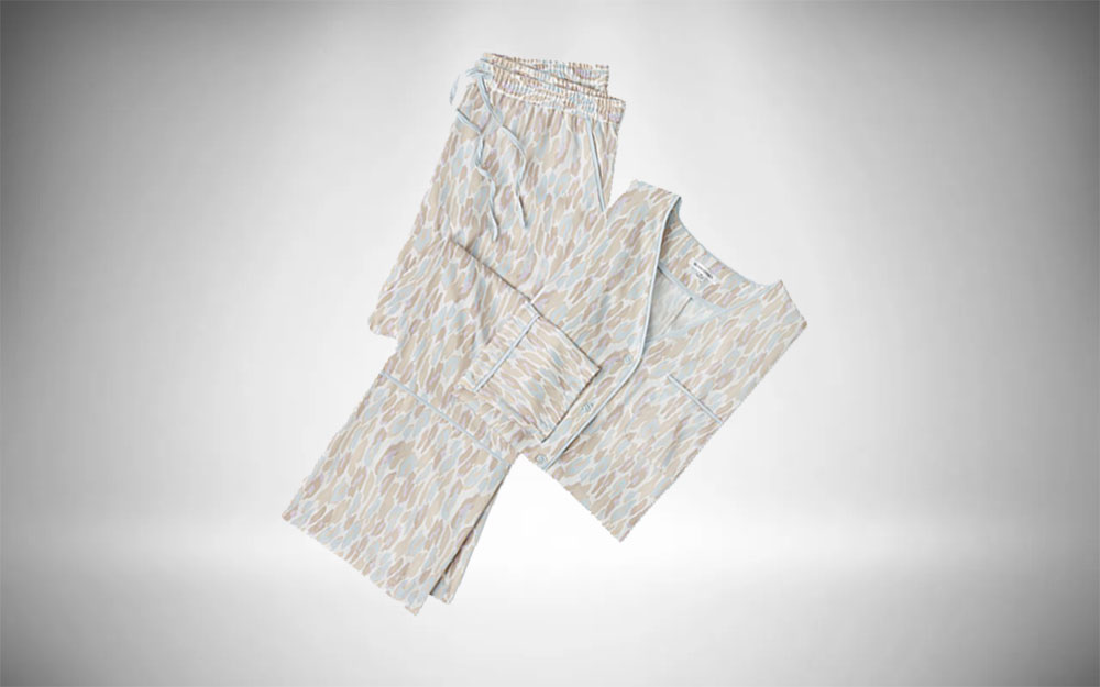 Comfy Xmas Presents for Women - Summersalt Cloud 9 Silky Pajamas