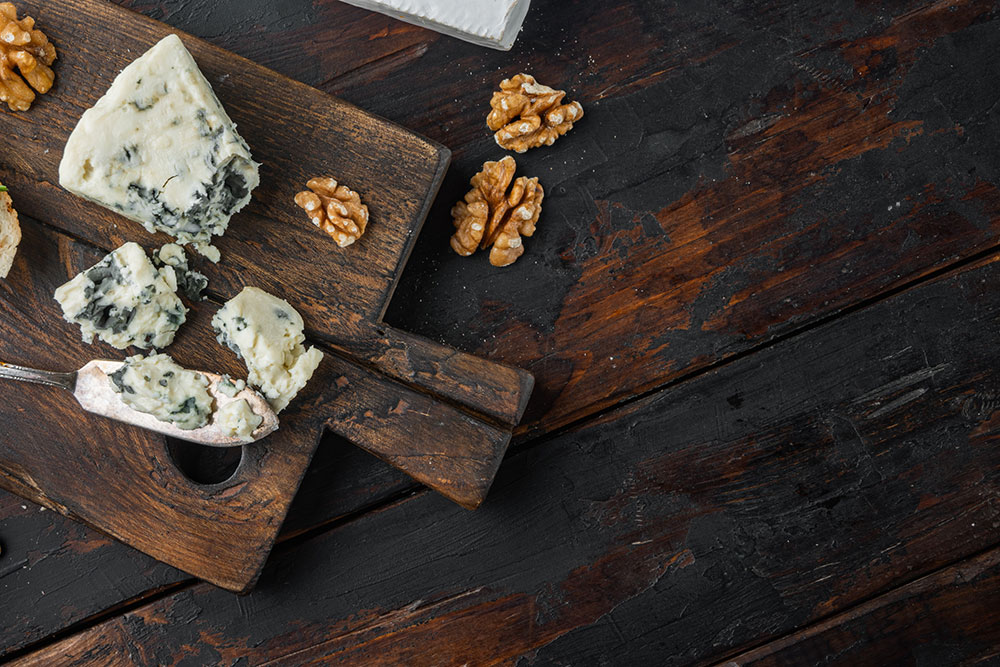 Roquefort – Mold Ripened Cheese