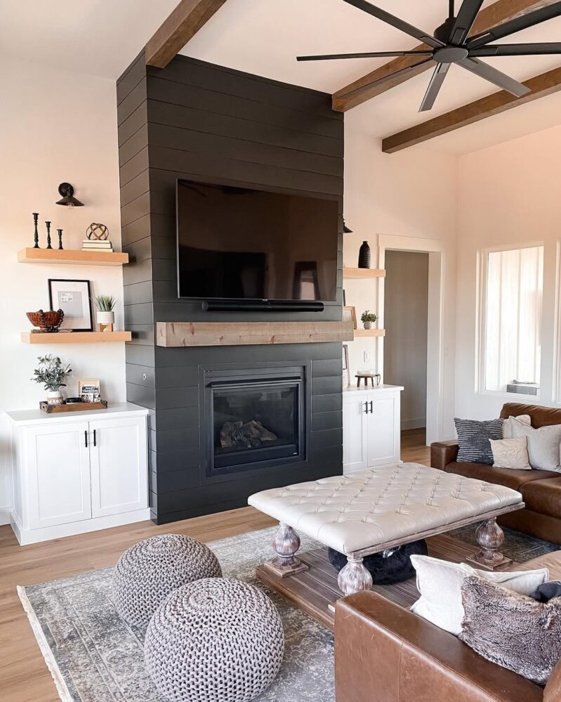 21 Shiplap Wall Living Room Ideas That Add Texture and Charm