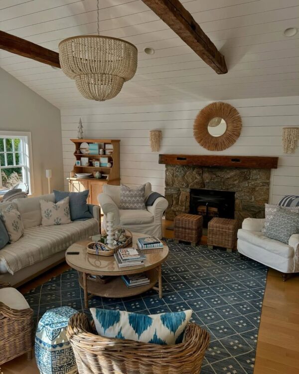 21 Shiplap Wall Living Room Ideas That Add Texture and Charm