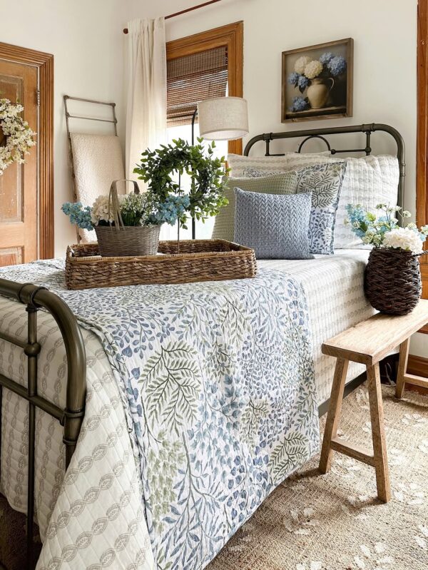 22 Cottagecore Bedroom Ideas That Bring Whimsy and Warmth to Your Space