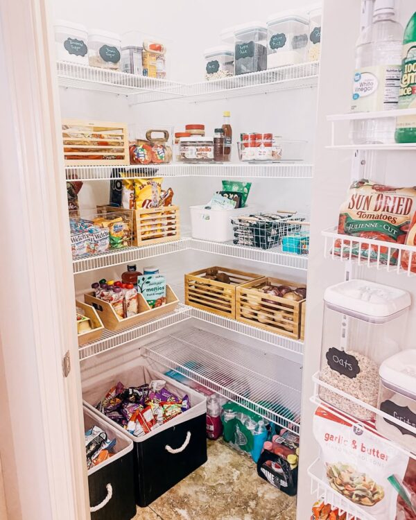 23 Pantry Organization Ideas That Maximize Space and Efficiency