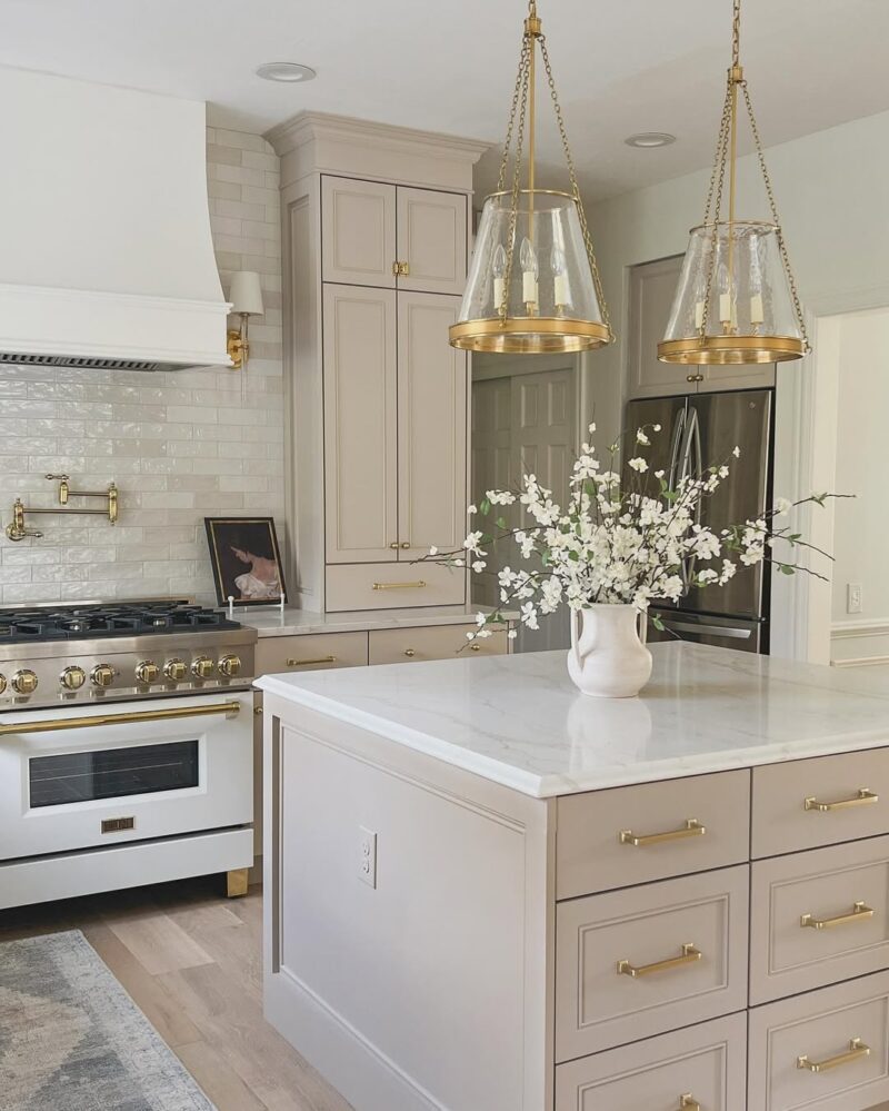 24 Beige Kitchen Cabinet Ideas That Add Warmth and Elegance to Your Space