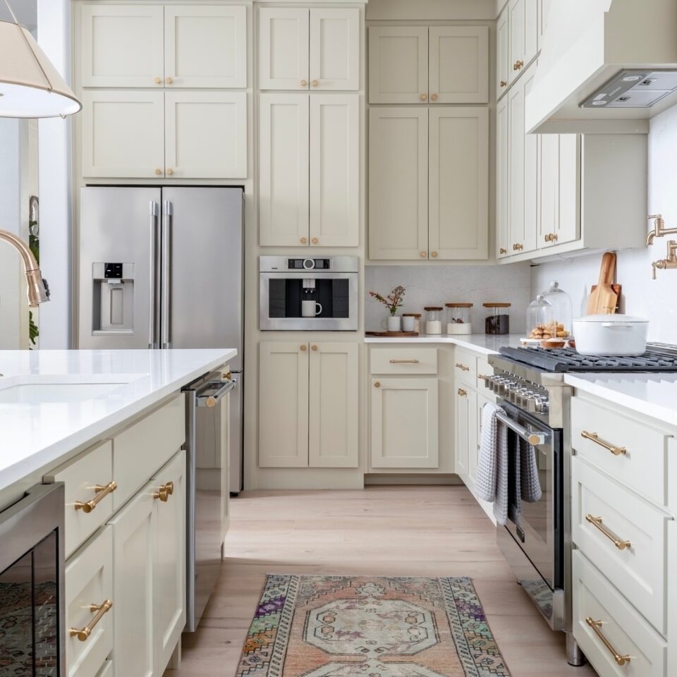 24 Beige Kitchen Cabinet Ideas That Add Warmth and Elegance to Your Space