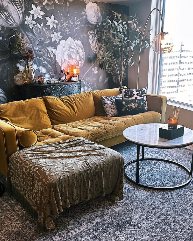 24 Genius Small Apartment Living Room Ideas That Instantly Make Your ...
