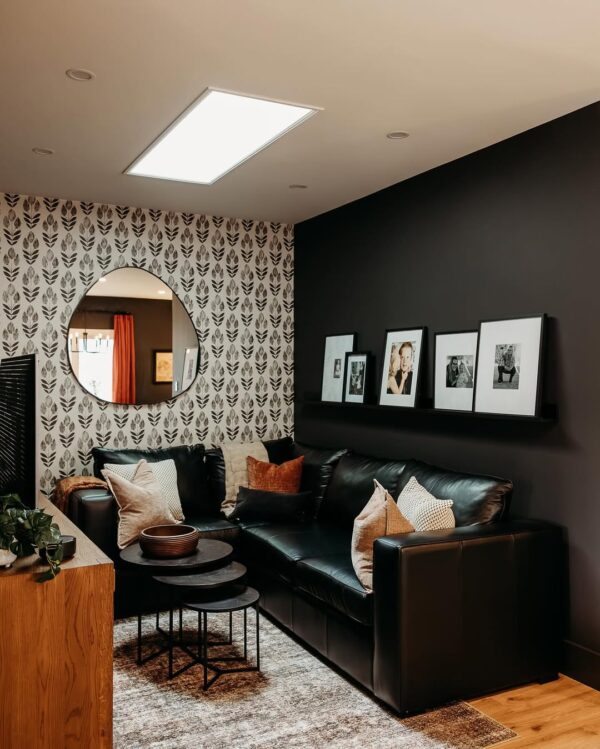 25 Black Sofa Living Room Ideas That Are Quietly Taking Over 2025 Mood ...