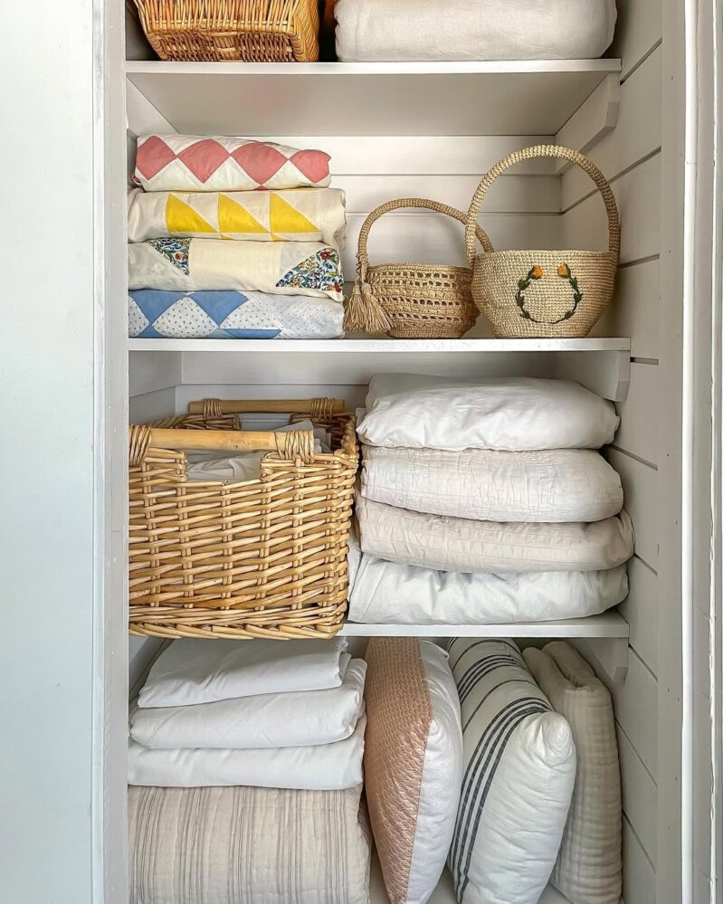 21 Insanely Smart Linen Closet Organization Ideas That Turn Clutter ...
